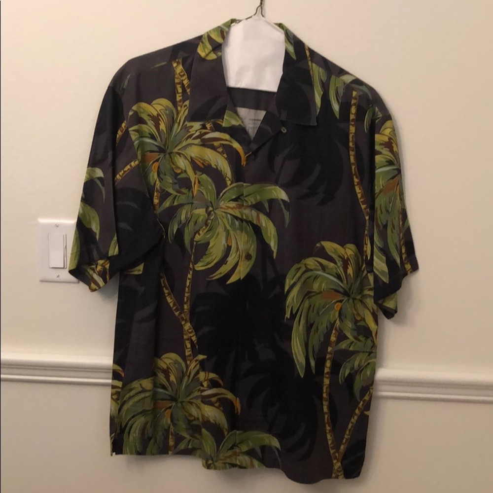 Tommy Bahama MENS Silk shirt